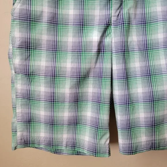 Puma Men's Plaid Golf Shorts - Picture 5 of 16